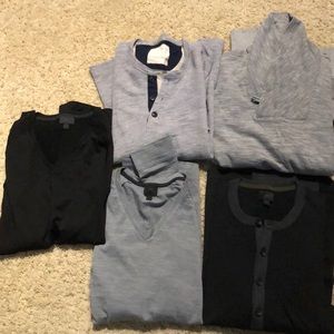 5 Banana Republic Men’s sweaters. Size Large